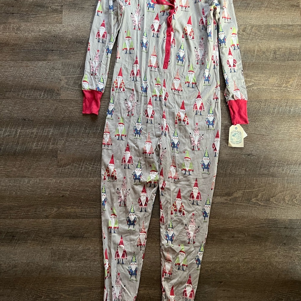 Munki Munki Womens ELF one piece sleepwear pajamas onesie NEW w/tags M medium